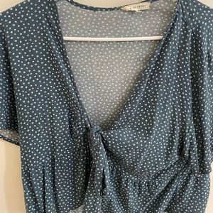 pacsun cropped tie front floral top